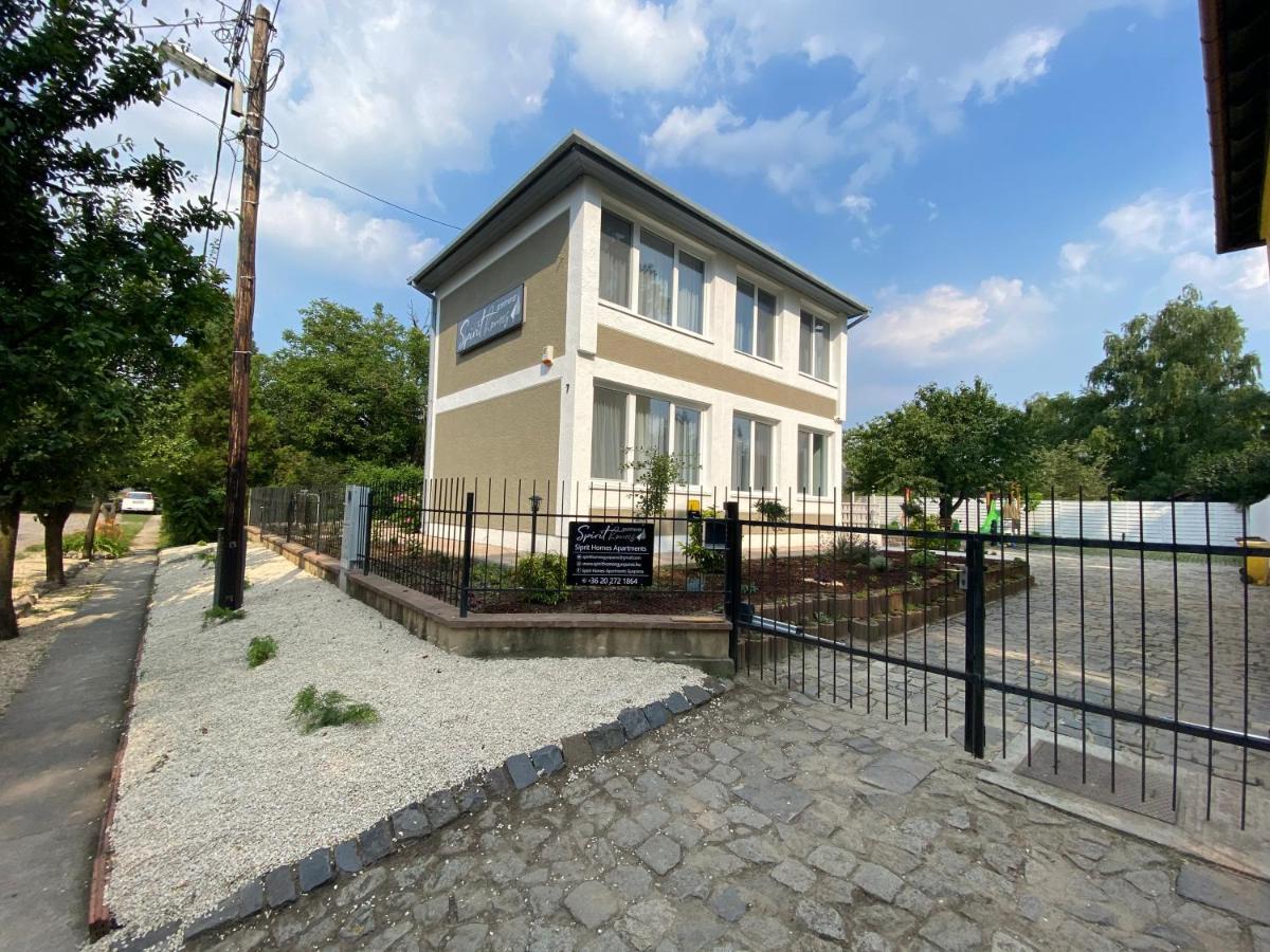 Spirit Homes Apartments Orosháza Dış mekan fotoğraf