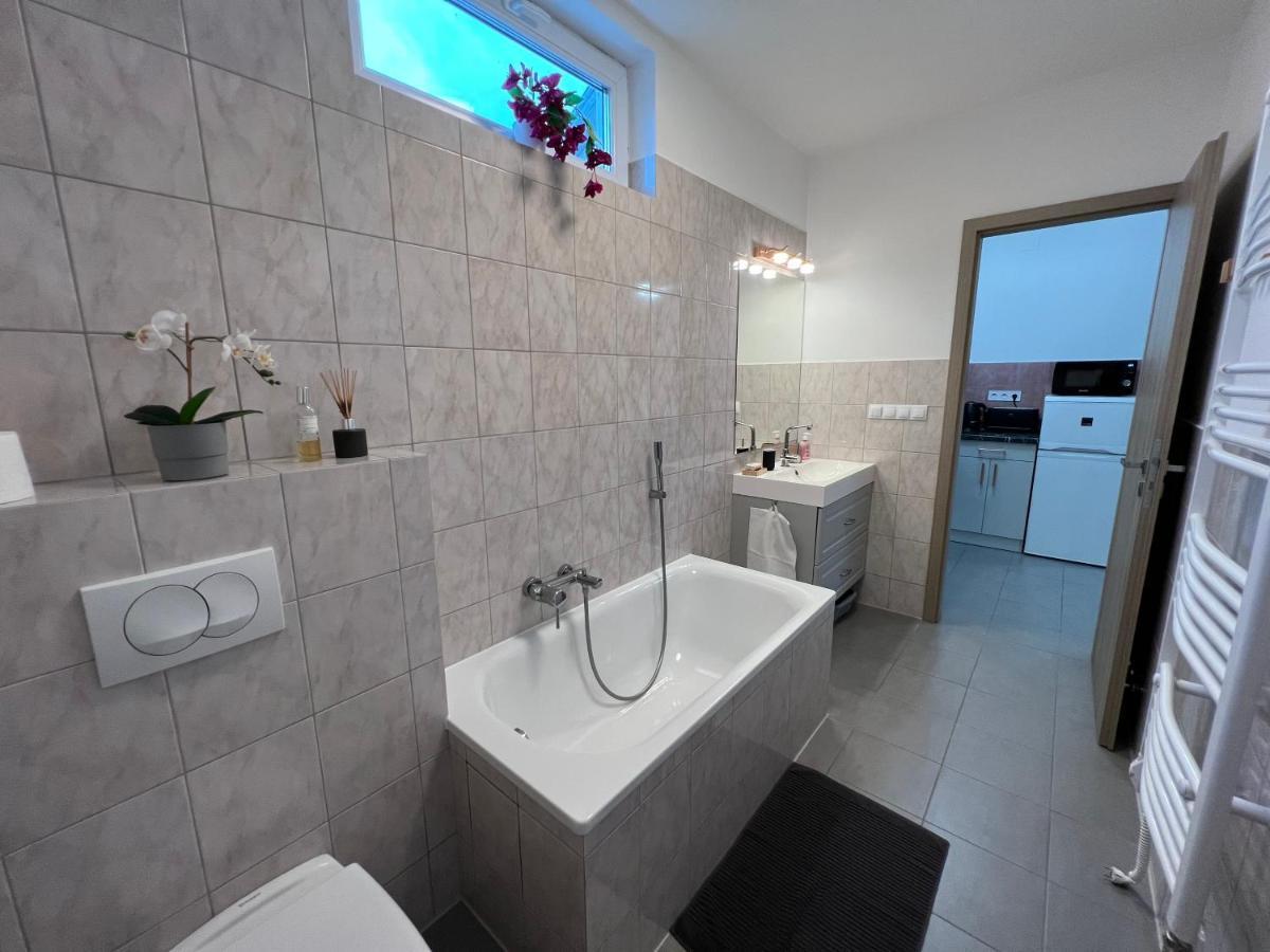 Spirit Homes Apartments Orosháza Dış mekan fotoğraf